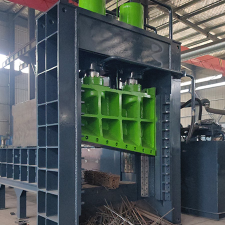 Shears for pre-processing large metal materials