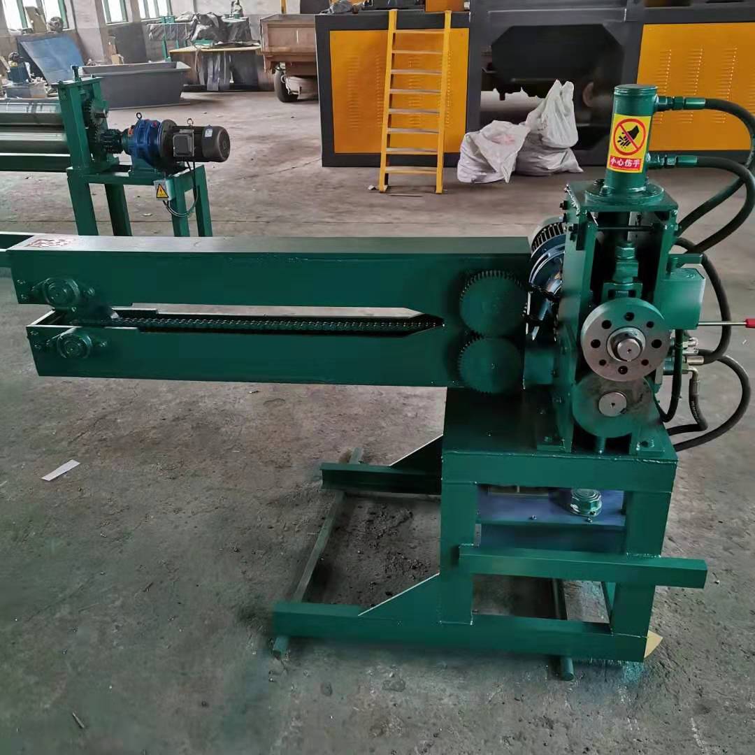 Waste paint bucket cutting machine